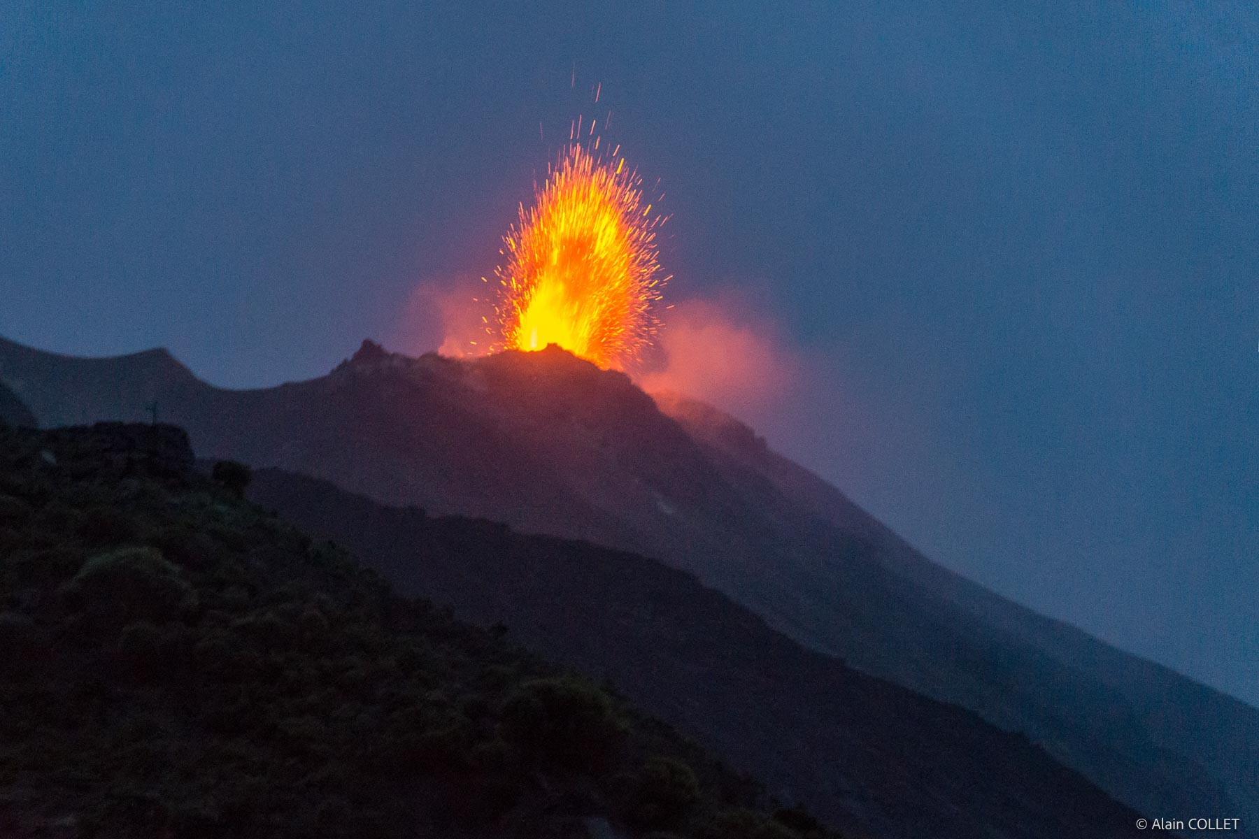 Stromboli Eruption 2025 Lexus