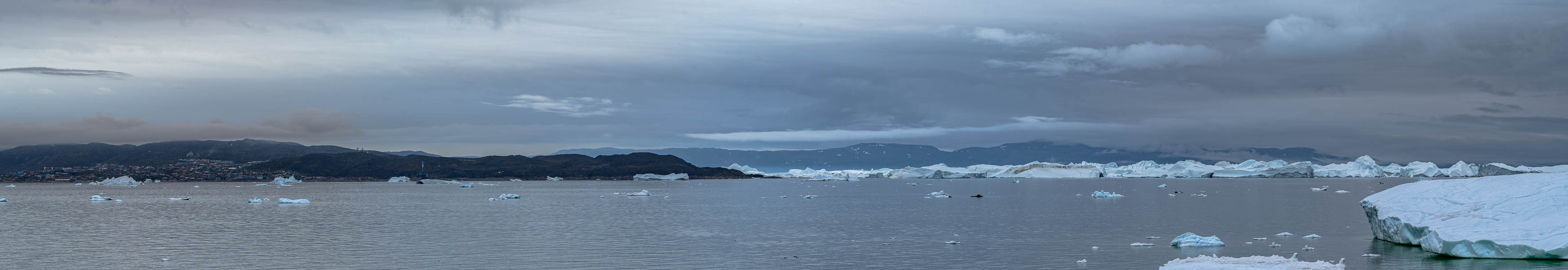 Ilulissat et entrée du fjord