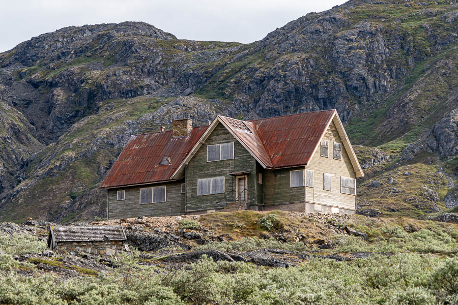 Ivittuut : mine de cryolite abandonnée