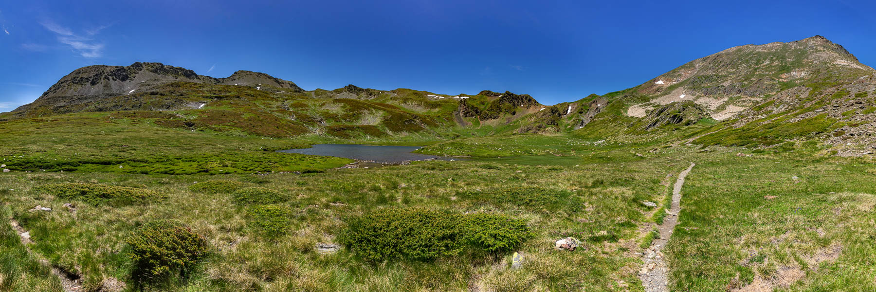 Estanyol et porteille de la Grave