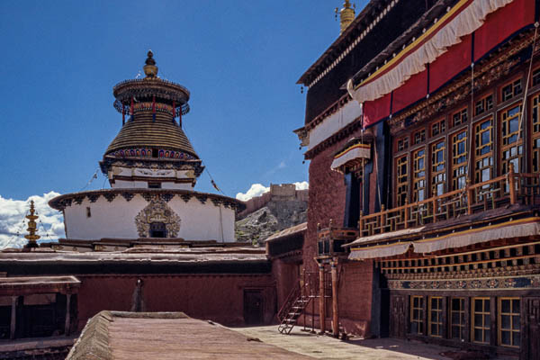 Monastère de Palcho, grand temple et Kumbum